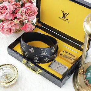 DÂY LƯNG LOUIS VUITTON HỌA TIẾT ĐEN - TRẮNG 4.0 LV044